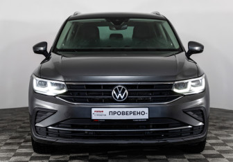 Подержанный автомобиль Volkswagen Tiguan 2021 года (2 фото)
