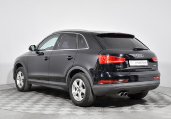 Подержанный автомобиль Audi Q3 2015 года (7 фото)
