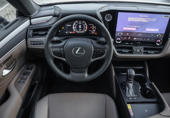 Новый Lexus ES 2025 (20 фото)