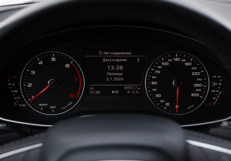 Подержанный автомобиль Audi A4 Sedan 2016 года (14 фото)