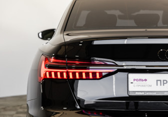Подержанный автомобиль Audi A6 Sedan 2019 года (7 фото)