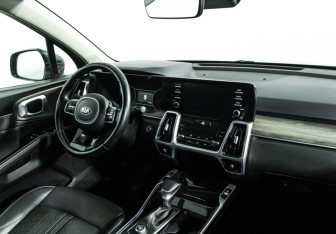 Подержанный автомобиль Kia Sorento 2021 года (9 фото)