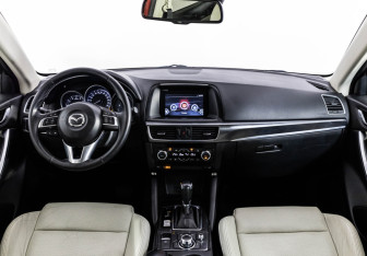 Подержанный автомобиль Mazda CX-5 2015 года (10 фото)