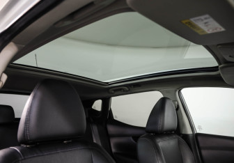 Подержанный автомобиль Nissan Qashqai 2014 года (25 фото)