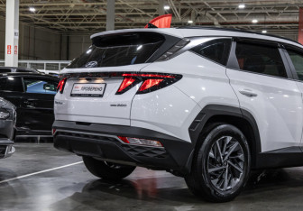Подержанный автомобиль Hyundai Tucson 2022 года (8 фото)