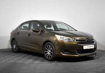 Подержанный автомобиль Citroen C4 Sedan 2013 года (3 фото)