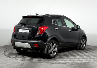 Подержанный автомобиль Opel Mokka 2013 года (5 фото)