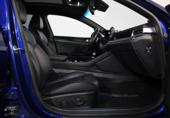 Подержанный автомобиль Kia K5 2021 года (24 фото)