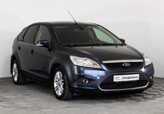 Подержанный автомобиль Ford Focus Hatchback 2008 года (3 фото)