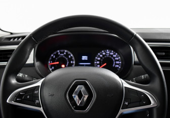 Подержанный автомобиль Renault Arkana 2020 года (15 фото)