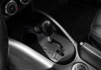 Подержанный автомобиль Mitsubishi Outlander 2012 года (10 фото)