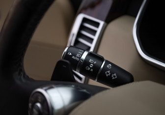 Подержанный автомобиль Land Rover Range Rover 2013 года (20 фото)