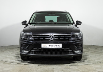 Подержанный автомобиль Volkswagen Tiguan 2017 года (2 фото)