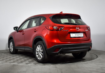 Подержанный автомобиль Mazda CX-5 2015 года (7 фото)