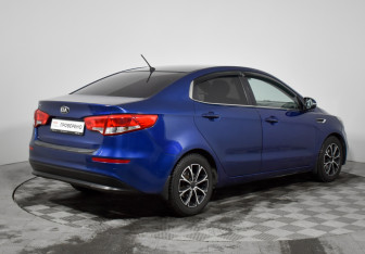 Подержанный автомобиль Kia Rio Sedan 2015 года (5 фото)