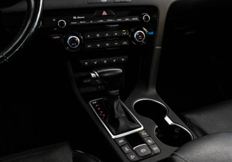 Подержанный автомобиль Kia Sportage 2018 года (12 фото)