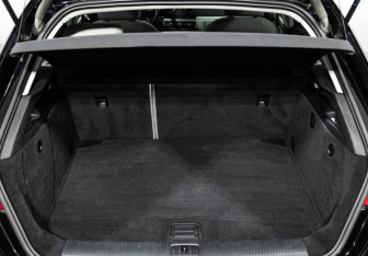 Подержанный автомобиль Audi A3 Hatchback 2013 года (17 фото)