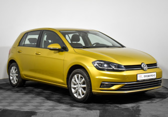 Подержанный автомобиль Volkswagen Golf Hatchback 2018 года (3 фото)