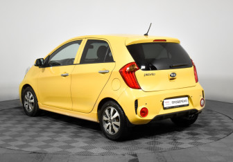 Подержанный автомобиль Kia Picanto 2015 года (7 фото)