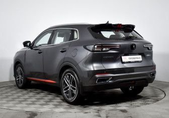 Подержанный автомобиль Changan UNI-S 2024 года (7 фото)