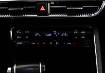 Подержанный автомобиль Kia K5 2020 года (20 фото)