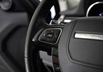 Подержанный автомобиль Land Rover Range Rover Evoque 2013 года (19 фото)