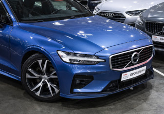 Подержанный автомобиль Volvo S60 2019 года (6 фото)