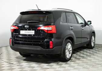 Подержанный автомобиль Kia Sorento 2018 года (5 фото)