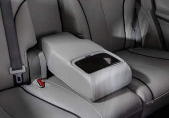 Подержанный автомобиль Toyota Venza 2011 года (19 фото)