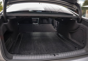 Подержанный автомобиль Audi A6 Sedan 2019 года (30 фото)