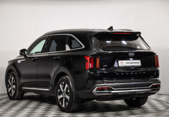 Подержанный автомобиль Kia Sorento 2020 года (7 фото)