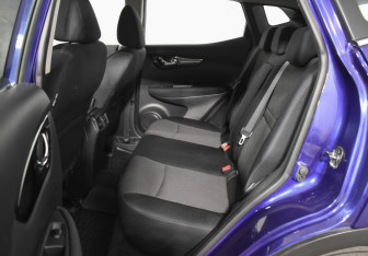 Подержанный автомобиль Nissan Qashqai 2014 года (11 фото)