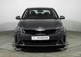 Подержанный автомобиль Kia Rio Sedan 2021 года (2 фото)