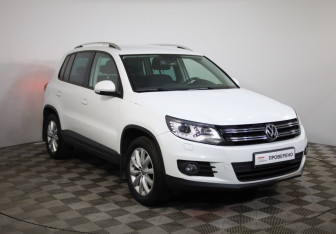 Подержанный автомобиль Volkswagen Tiguan 2016 года (3 фото)