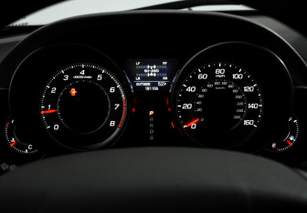 Подержанный автомобиль Acura MDX 2011 года (20 фото)