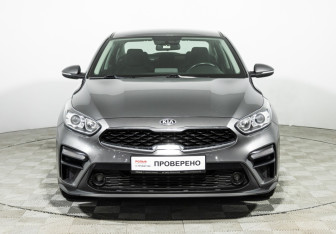 Подержанный автомобиль Kia Cerato Sedan 2020 года (2 фото)