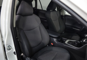 Подержанный автомобиль Toyota RAV4 2019 года (20 фото)