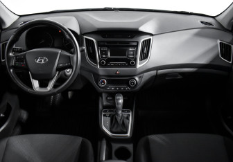 Подержанный автомобиль Hyundai Creta 2017 года (14 фото)
