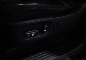 Подержанный автомобиль Lexus GX 2015 года (19 фото)
