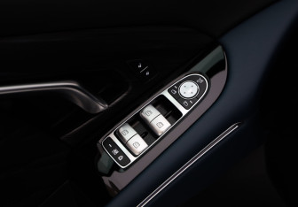 Подержанный автомобиль Voyah Free 2022 года (23 фото)