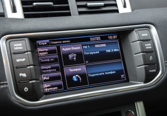 Подержанный автомобиль Land Rover Range Rover Evoque 2013 года (16 фото)