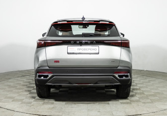 Подержанный автомобиль Omoda C5 2023 года (6 фото)