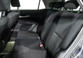 Подержанный автомобиль Toyota Auris Hatchback 2008 года (10 фото)