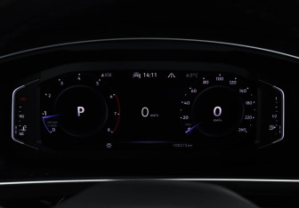 Подержанный автомобиль Volkswagen Tiguan 2021 года (31 фото)