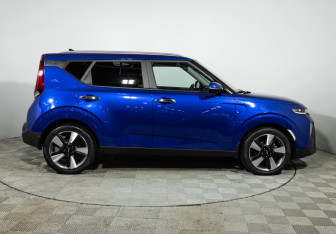 Подержанный автомобиль Kia Soul 2022 года (4 фото)