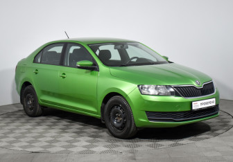 Подержанный автомобиль Skoda Rapid Liftback 2018 года (3 фото)