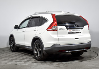 Подержанный автомобиль Honda CR-V 2013 года (7 фото)