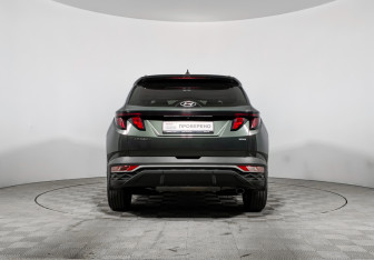 Подержанный автомобиль Hyundai Tucson 2021 года (6 фото)
