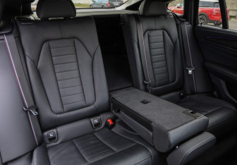 Подержанный автомобиль BMW X4 2021 года (33 фото)