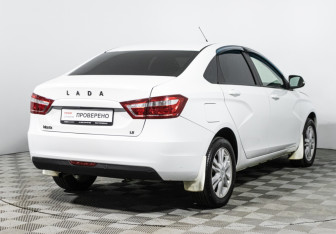 Подержанный автомобиль LADA (ВАЗ) Vesta Sedan 2018 года (5 фото)